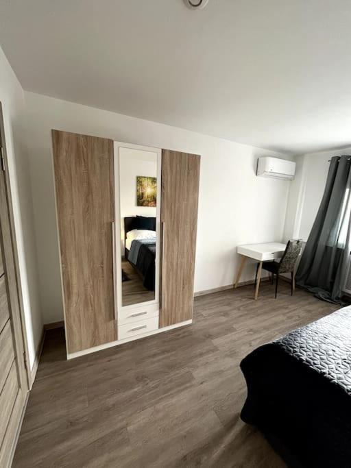 Familienwohnung Naehe Europapark, Messe, Gifiz See Offenburg Dış mekan fotoğraf